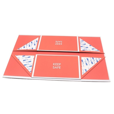 ピンクのPapercardの結婚式の卒業の誕生日のために置かれる贅沢なギフト用の箱